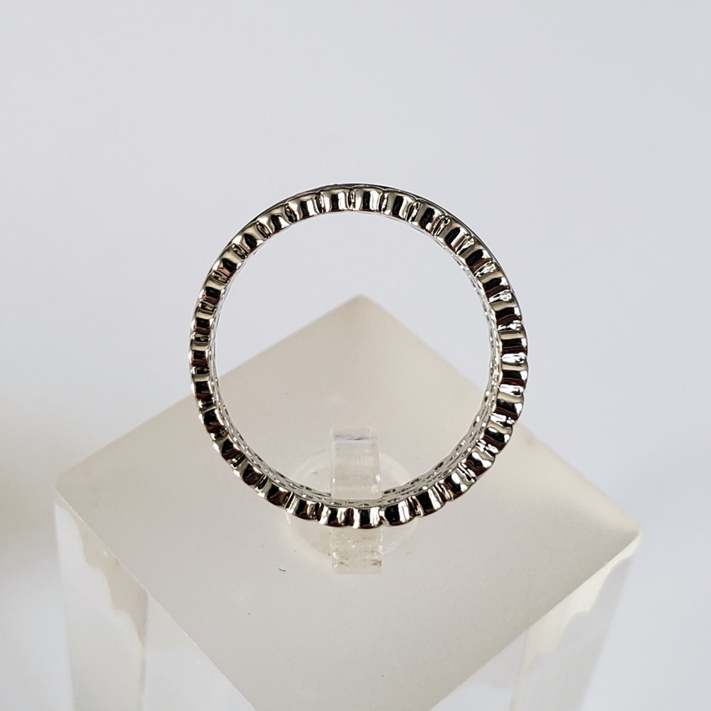 18k Stack Band - Picture 4 of 8